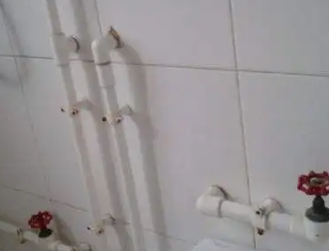 蒸湘水管维修多少钱